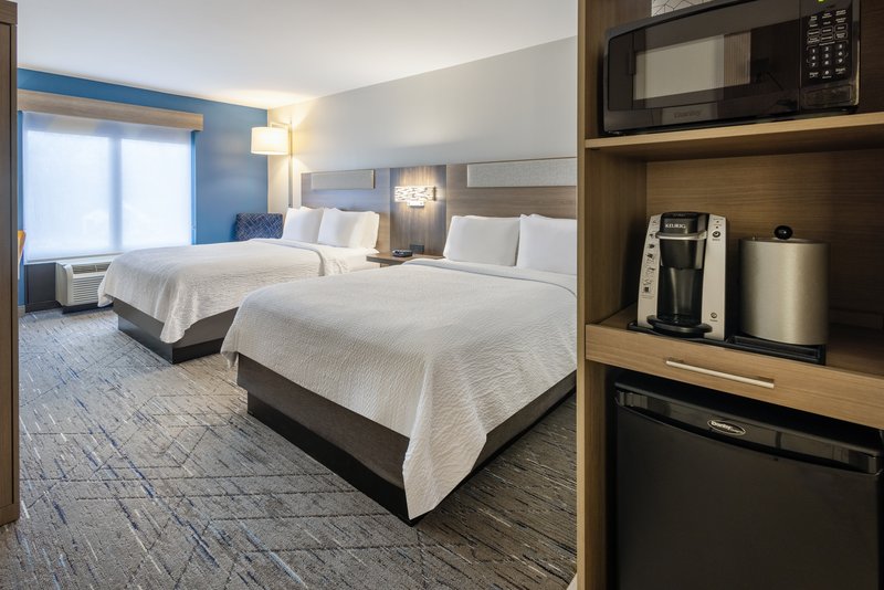 2 QUEEN BEDS NONSMOKING