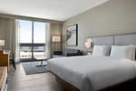Guest room, 1 King, Harbor view