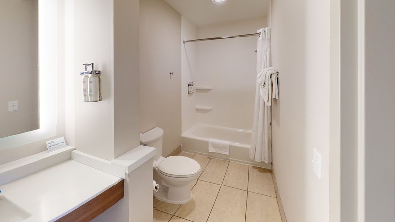 HOLIDAY INN EXP S BURLINGTON