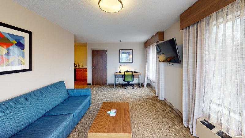 HOLIDAY INN EXP S BURLINGTON