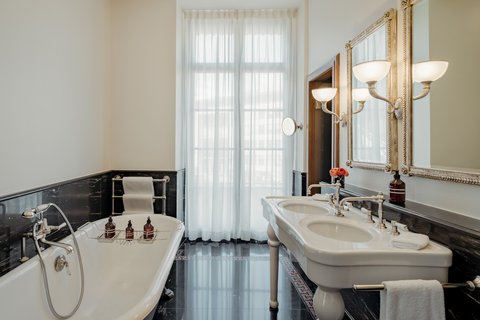 City King Room