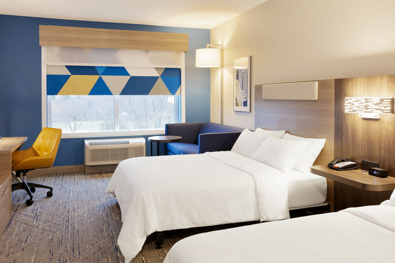 HOLIDAY INN EXP STES DRUMS