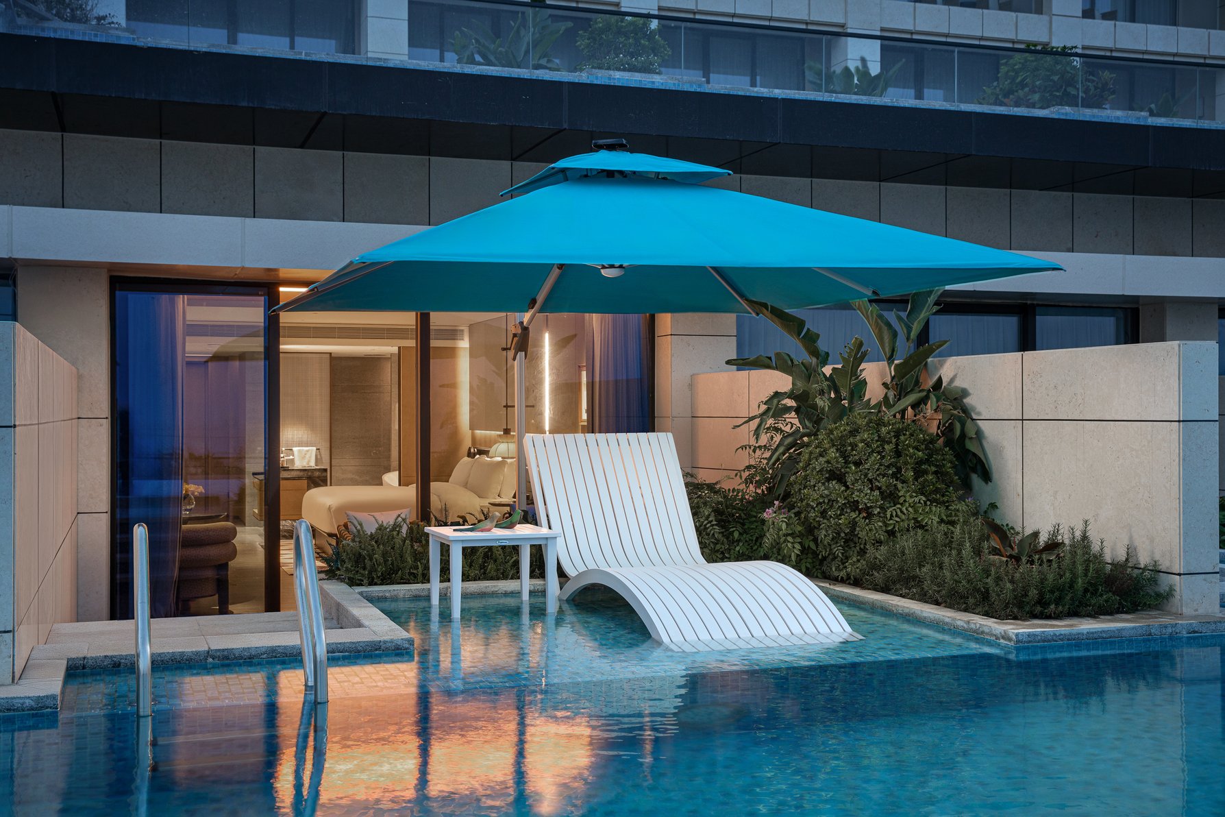 voco SANYA DADONGHAI Room Type - 1 King Premium Ocean View Outdoor Private Pool