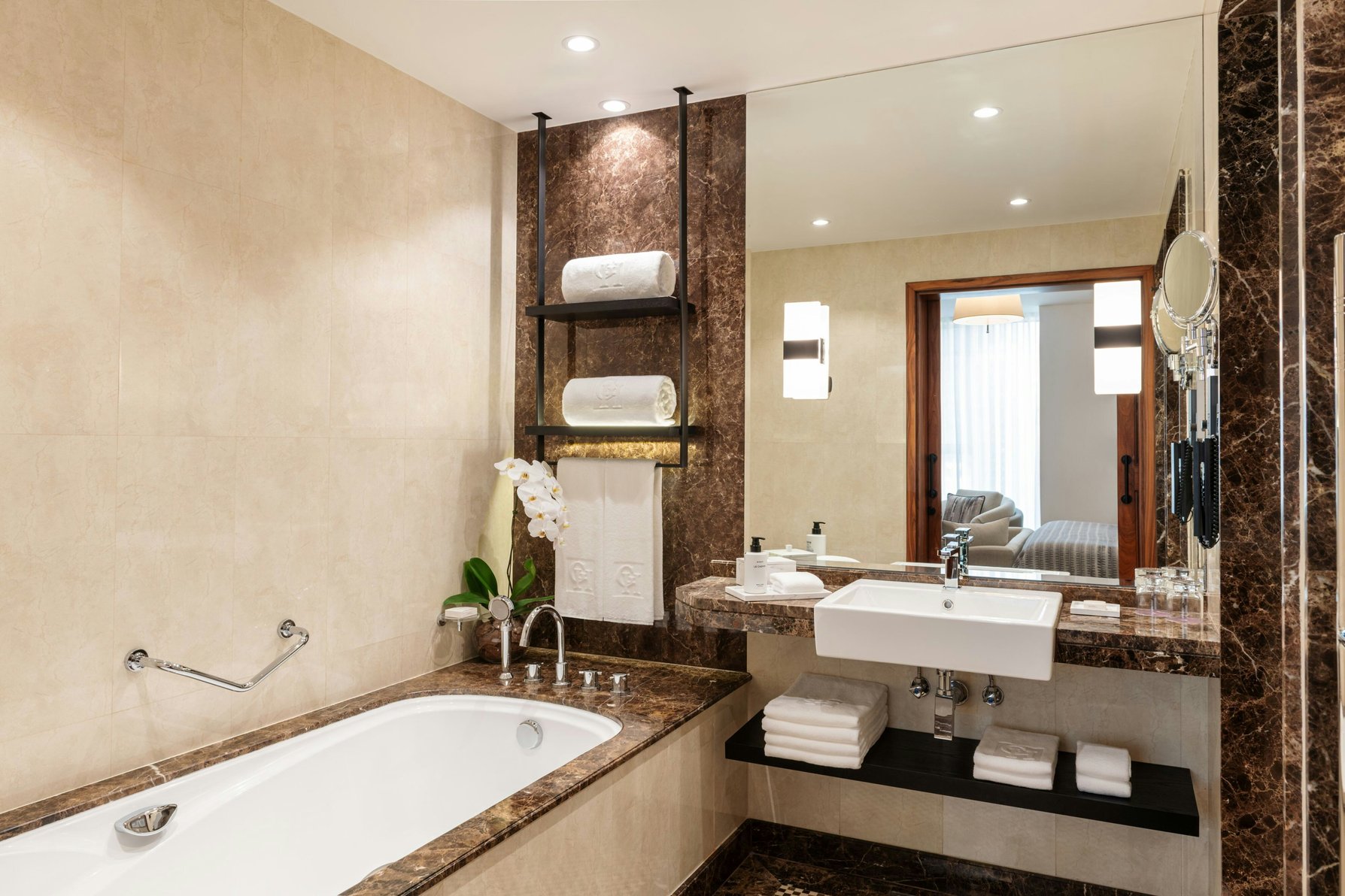 Grosvenor House, a Luxury Collection Hotel, Dubai Room Type - Deluxe Suite, Executive lounge access, 1 Bedroom Suite, King, Airport Transfer Grosvenor House, a Luxury Collection Hotel, Dubai Room Type - Deluxe Suite, Executive lounge access, 1 Bedroom Suite, King, Airport Transfer