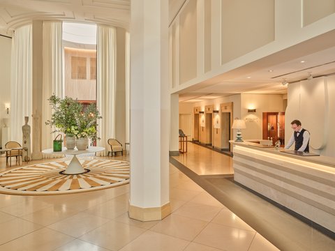 RFH The Charles Hotel Lobby