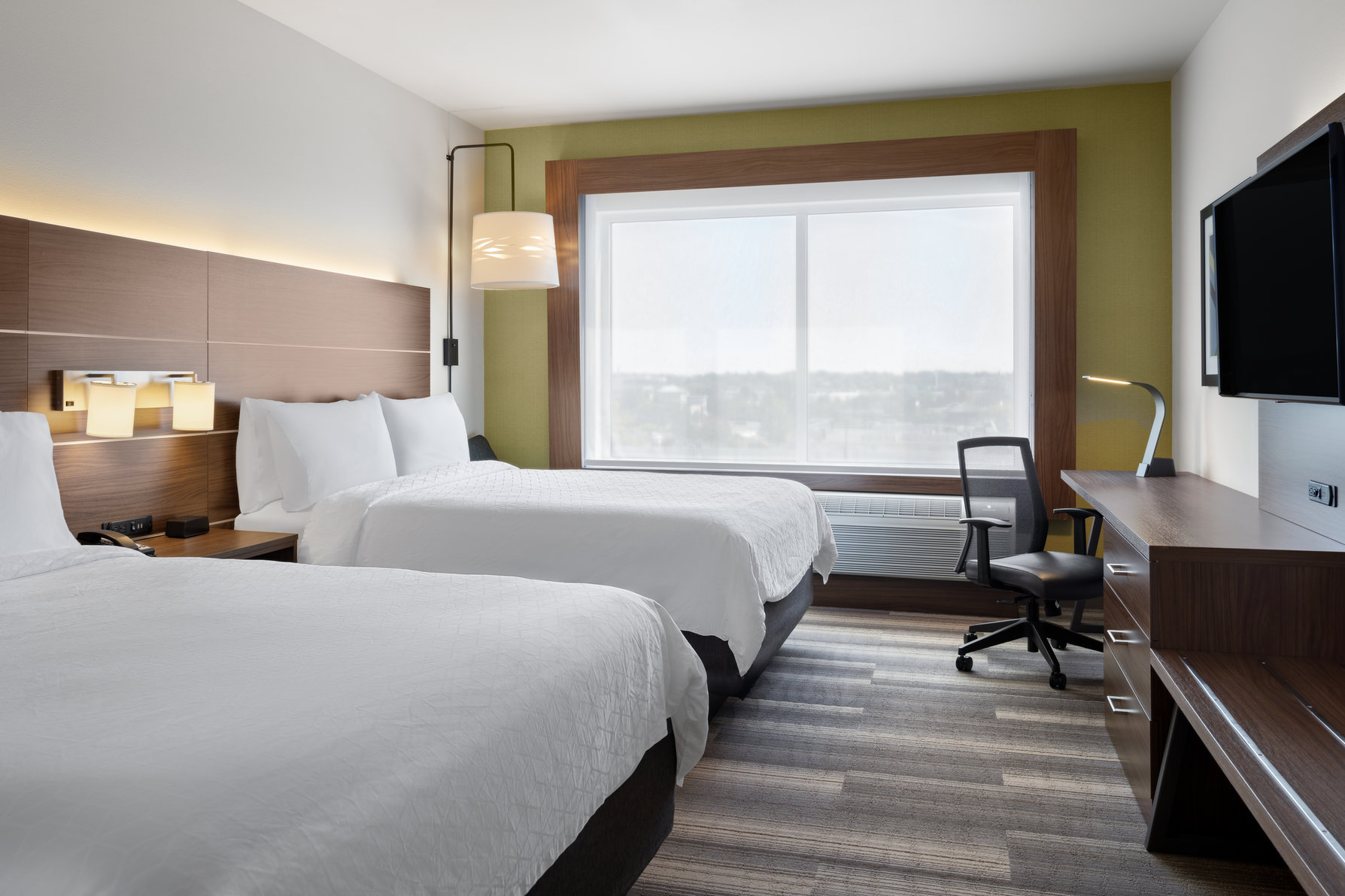 Holiday Inn Express & Suites MADISON WEST - MIDDLETON Room Type - 2 Queen Standard Mobility Accessible Roll in Shower Holiday Inn Express & Suites MADISON WEST - MIDDLETON Room Type - 2 Queen Standard Mobility Accessible Roll in Shower