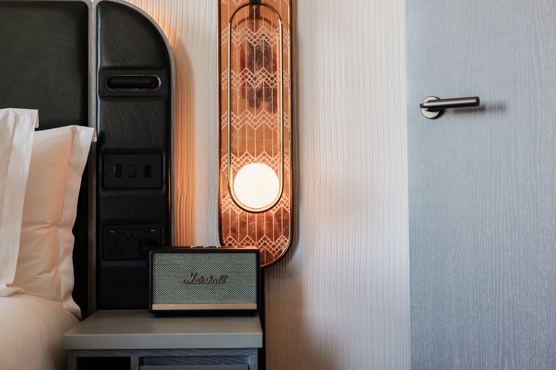 Hart Shoreditch Hotel London, Curio Collection by Hilton Room Type - Queen Room
