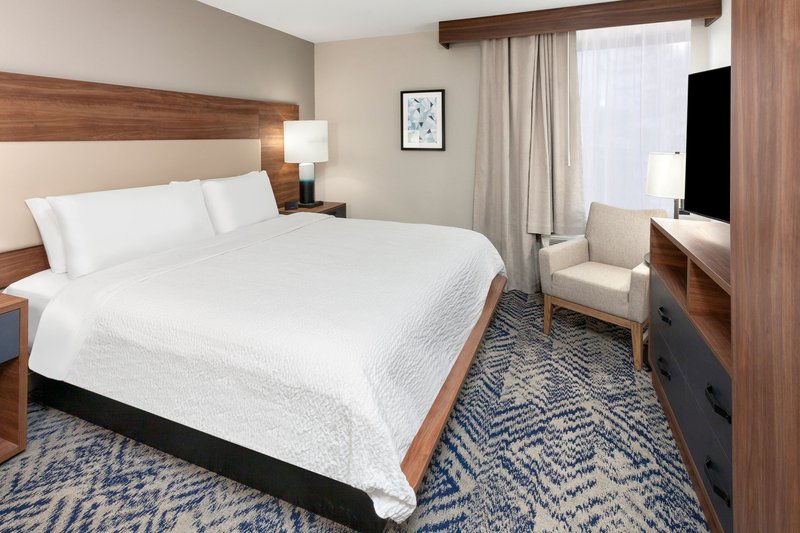 Candlewood Suites Columbus North – Worthington