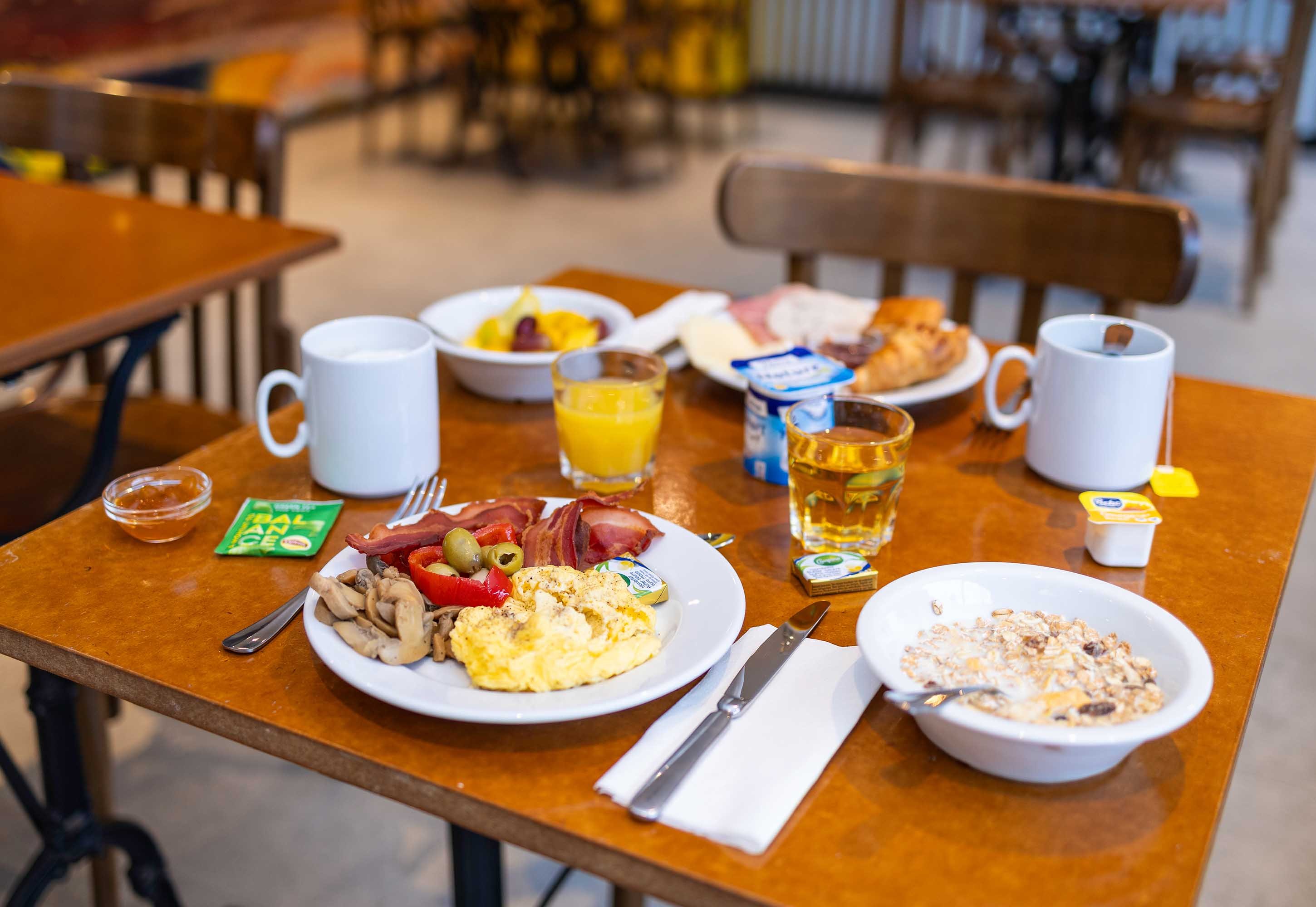 B&B Hotel Mons Gare