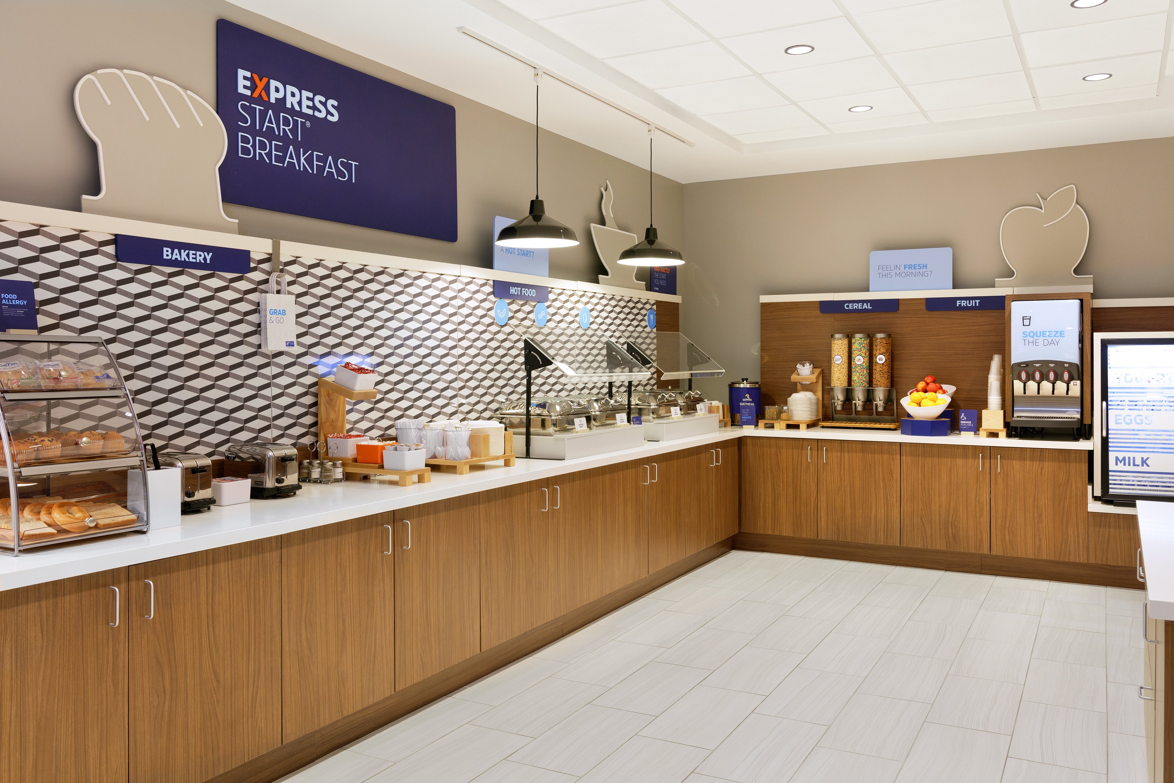 Holiday Inn Express and Suites Alexander City South