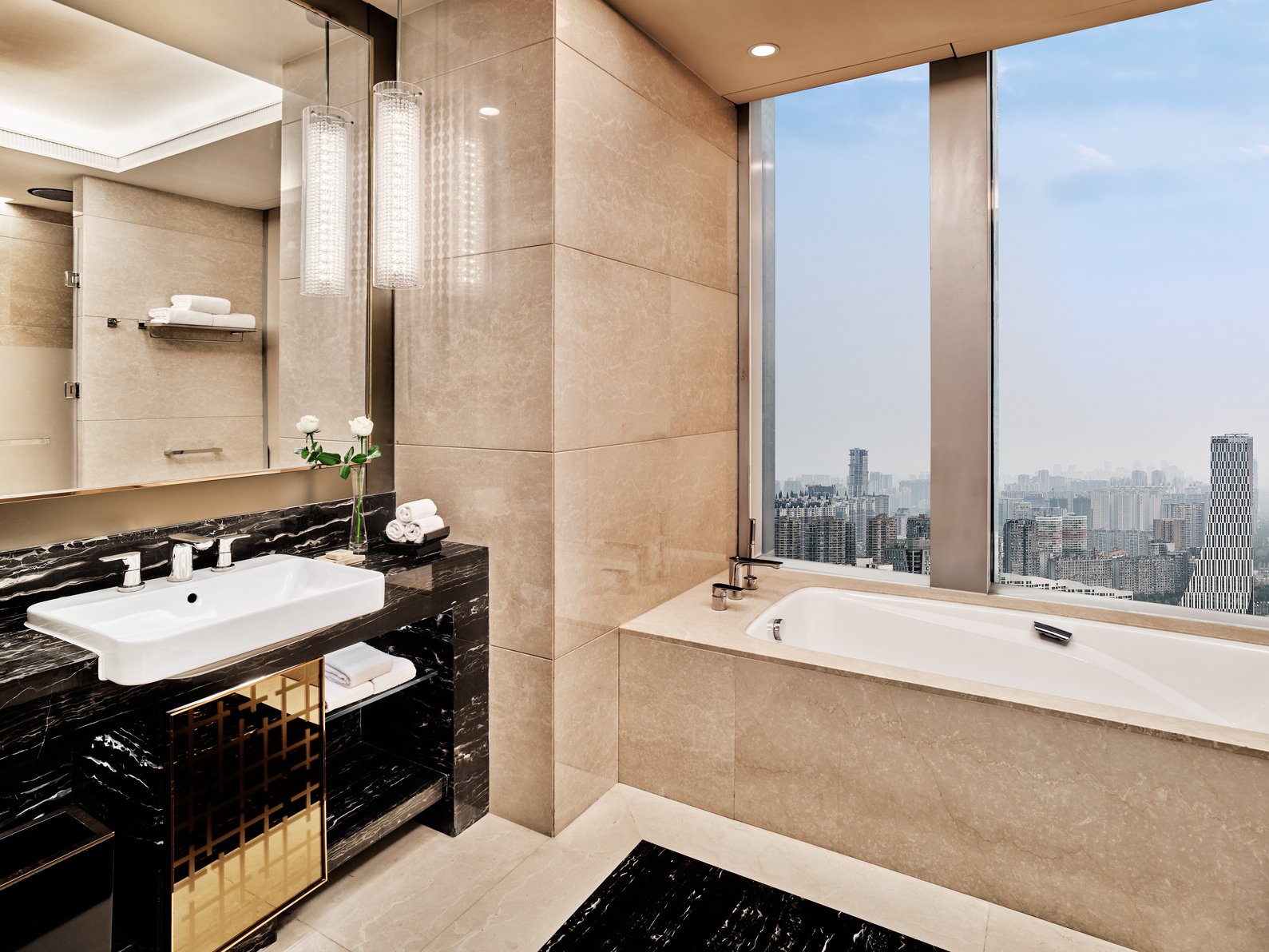Vignette Collection PALM SPRINGS HOTEL CHENGDU by IHG Room Type - 1 King Premium