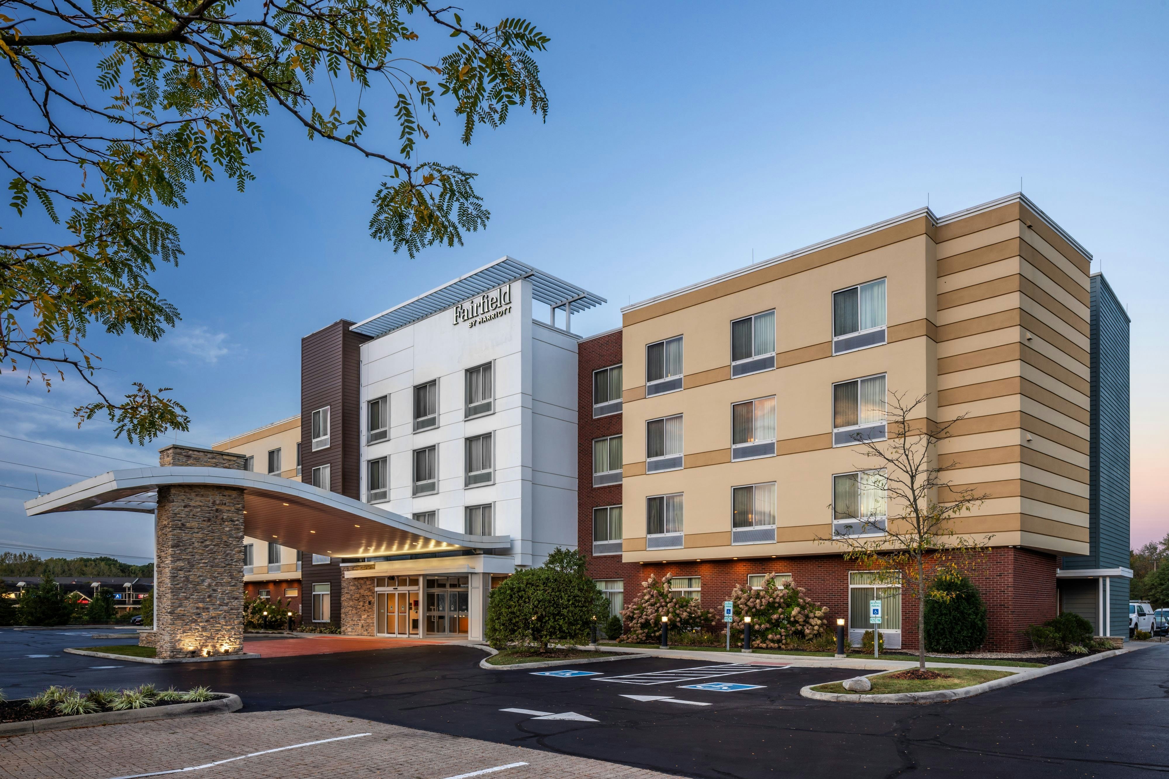 Fairfield Inn & Suites Akron/Stow