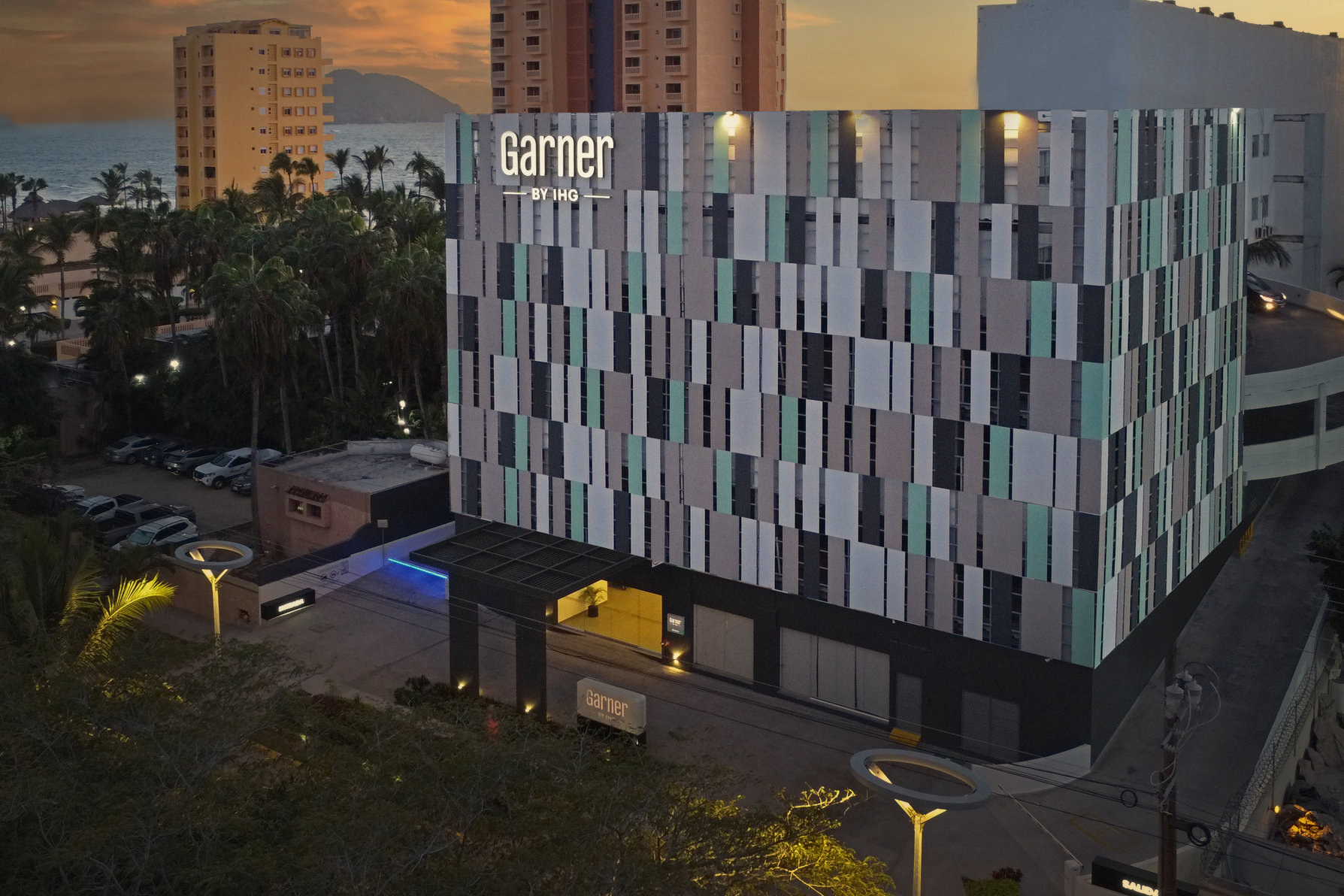 Garner Hotel MAZATLAN BEACH by IHG