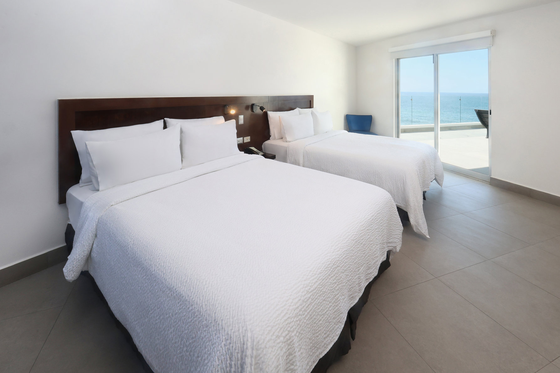 Garner Hotel MAZATLAN BEACH by IHG Room Type - 4 Queen Beds Two Bedroom Suite Ocean Front