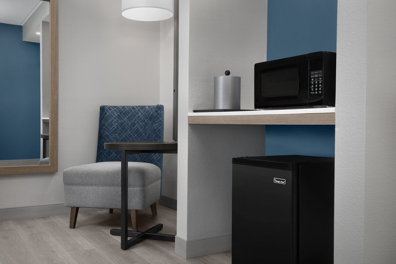 Holiday Inn Express Baltimore – BWI Airport NE