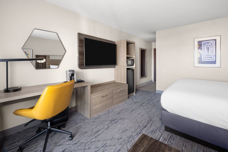 Holiday Inn Express TIFTON