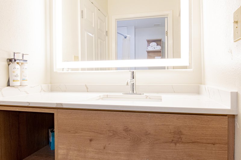 STAYBRIDGE SUITES LAFAYETTE