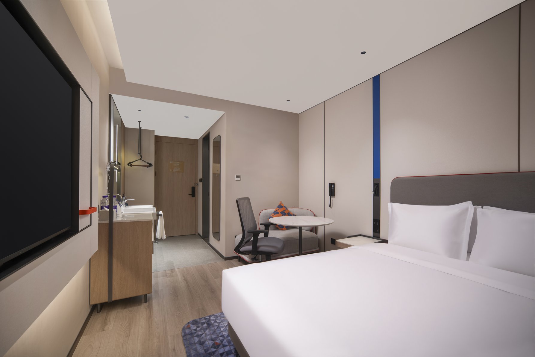 Holiday Inn Express QINGDAO DOWNTOWN by IHG Room Type - 1 Queen Standard City View