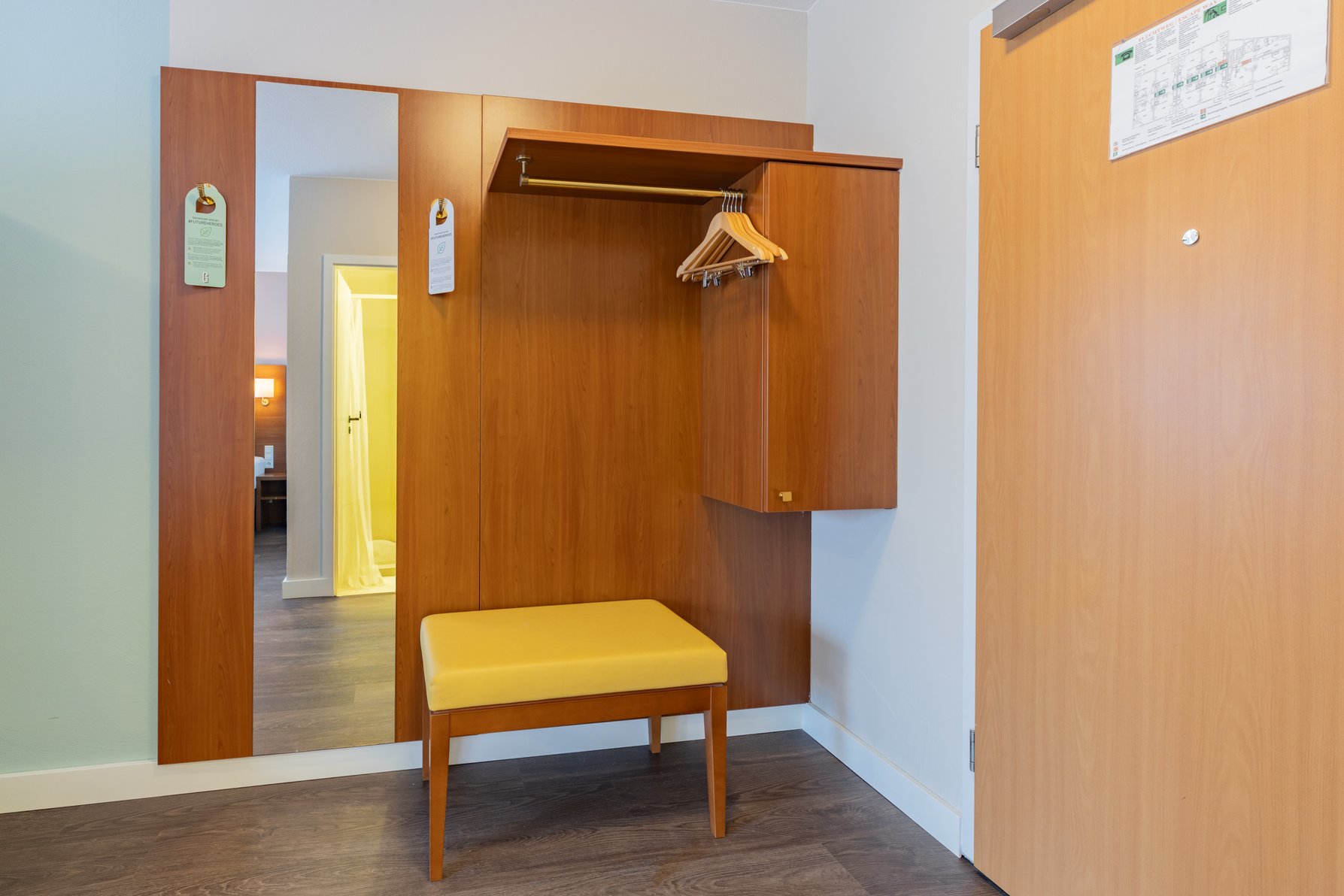 Garner Hotel STUTTGART CITY CENTRE by IHG Room Type - 2 Single Standard