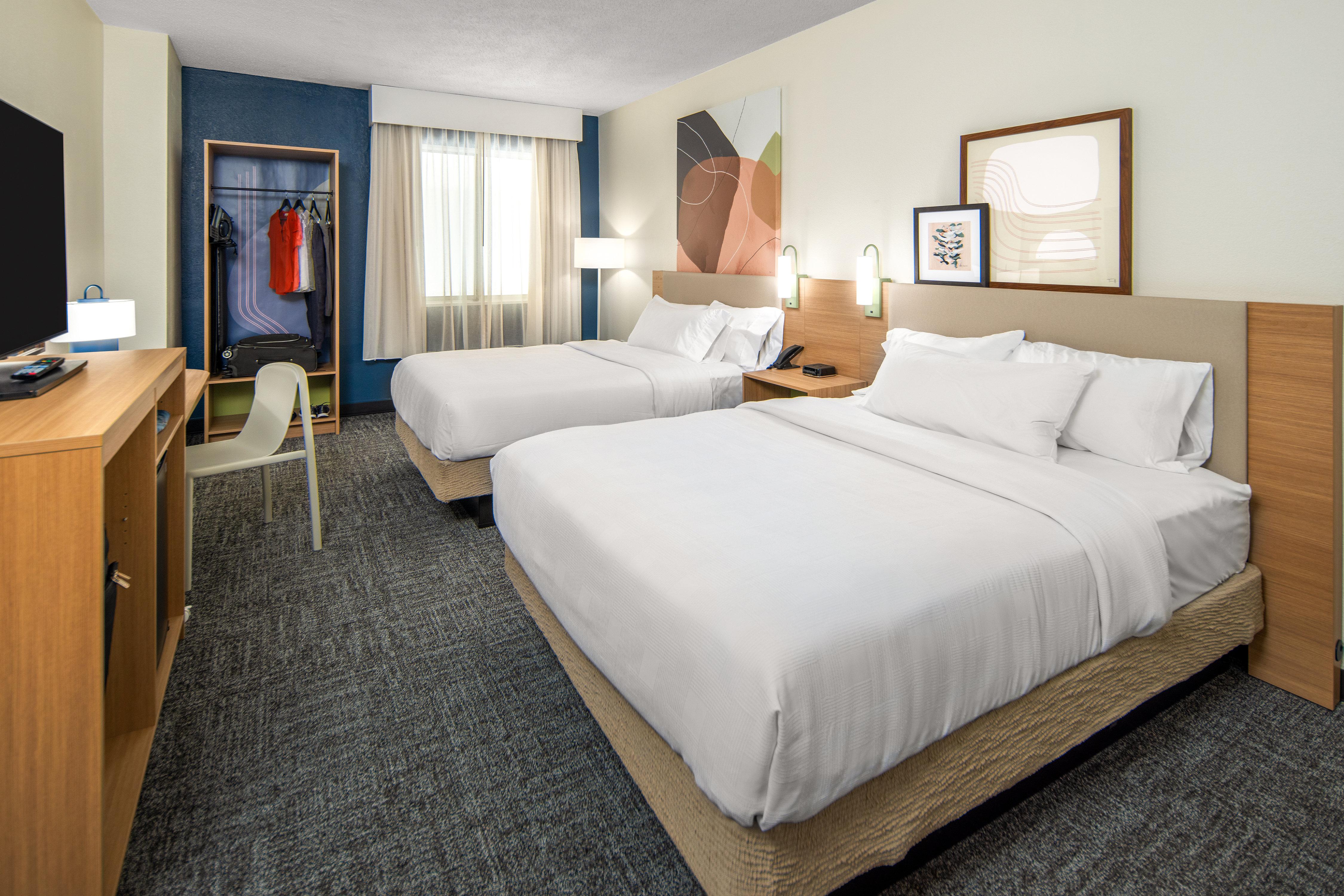 Spark by Hilton Montreal Brossard