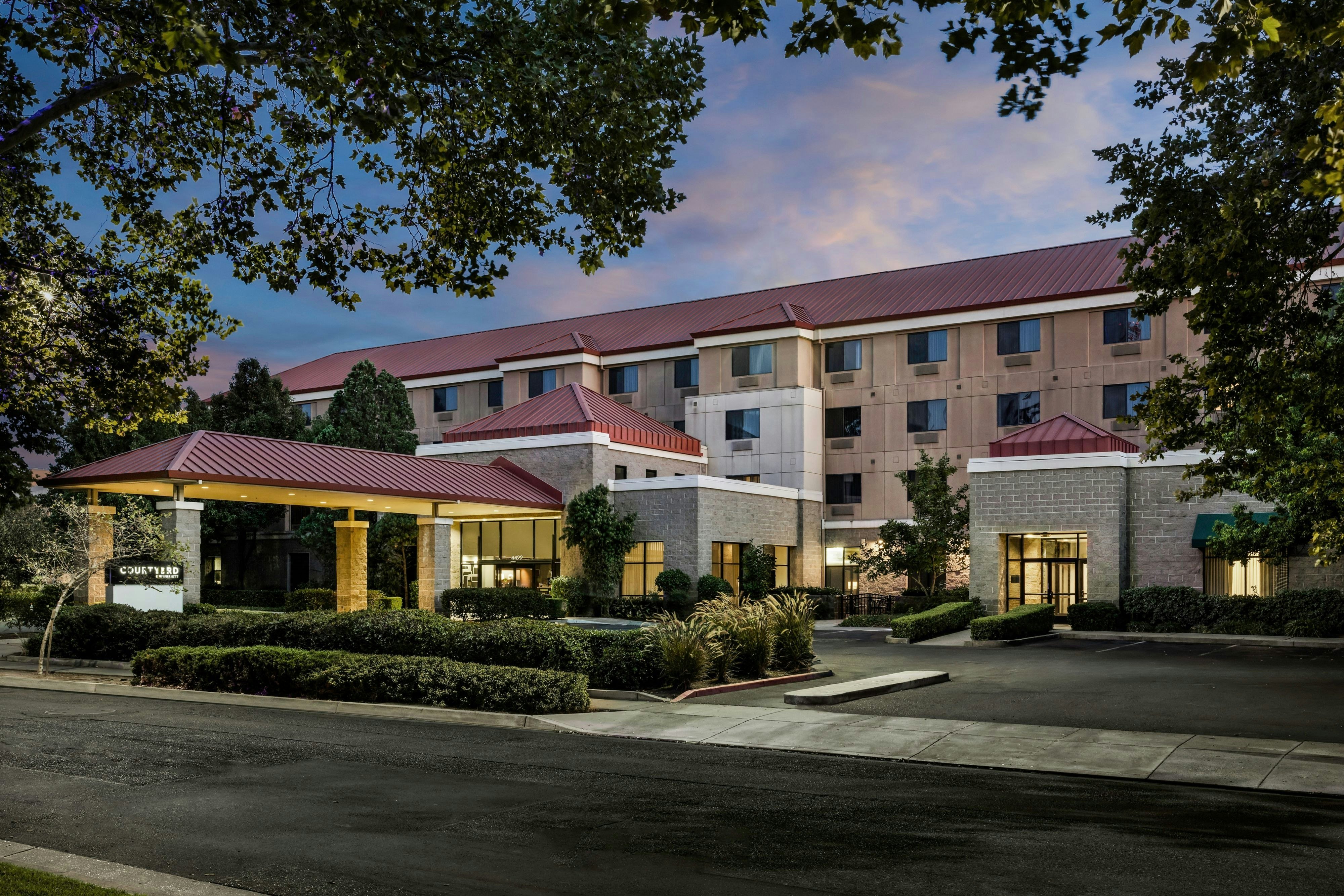 Courtyard Sacramento Midtown