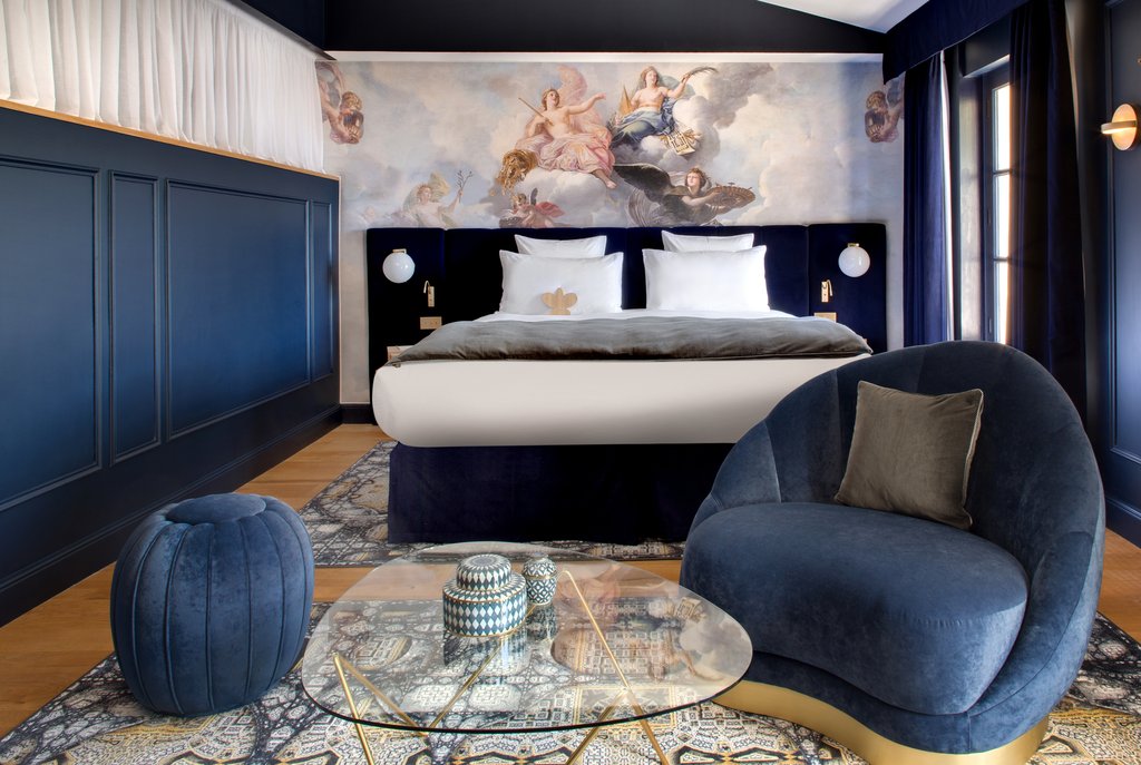 Guest photo