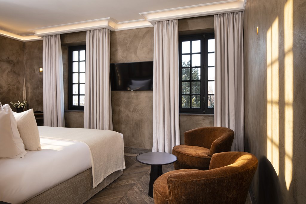 Guest photo