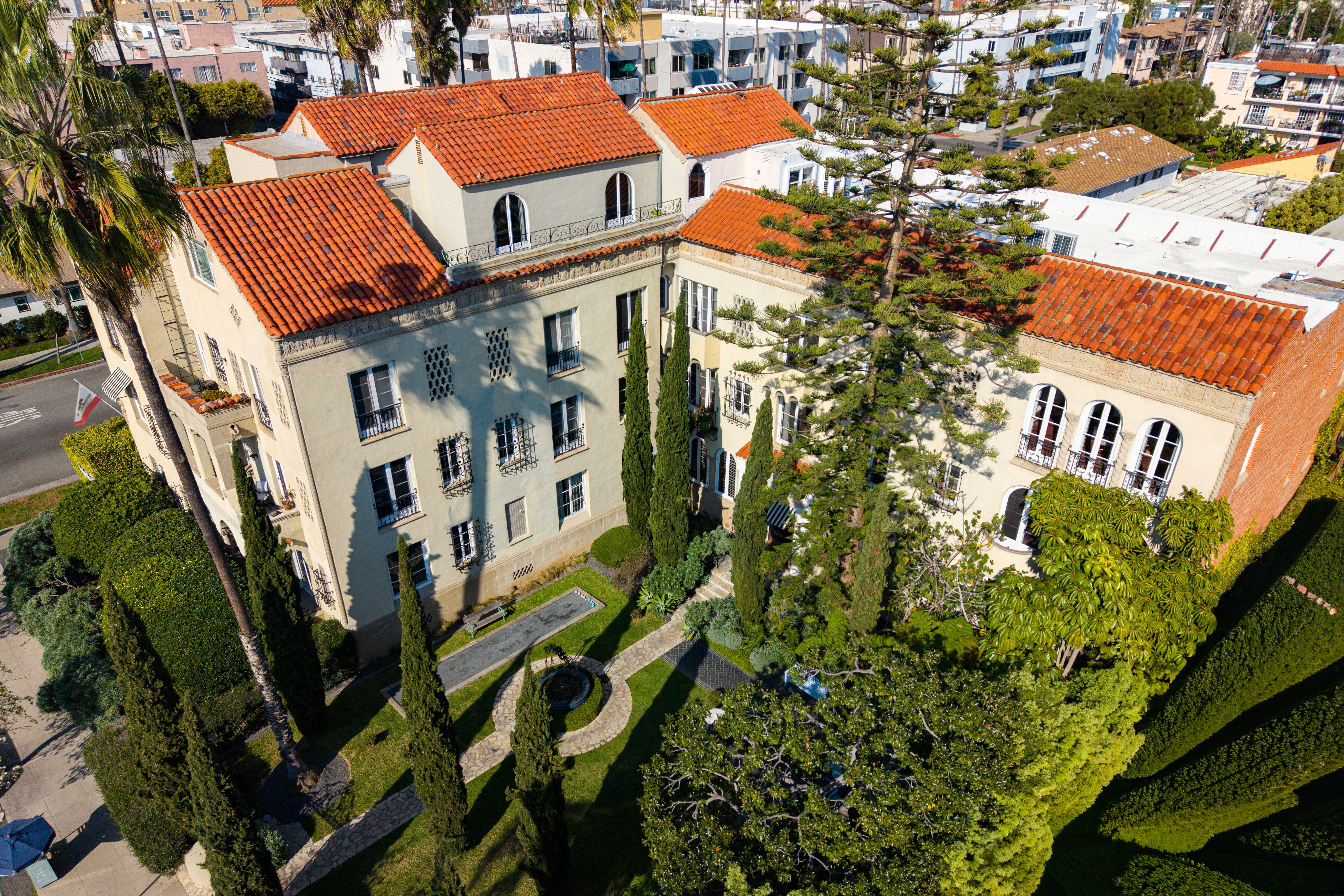 Maison Twenty Seven, an SLH Hotel