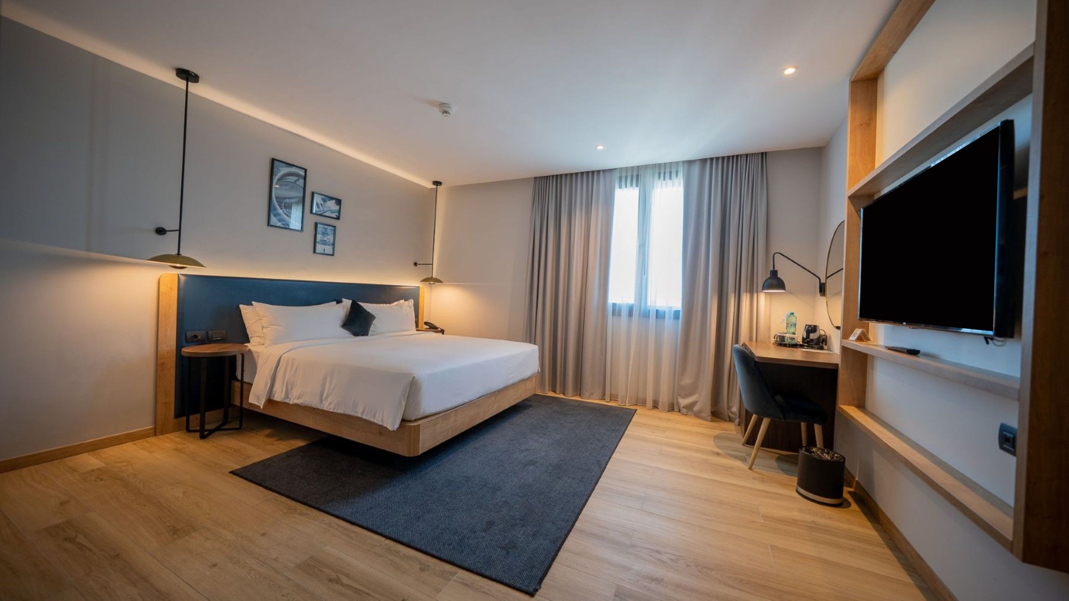 Hilton Garden Inn Bucharest Airport Room Type - KING ACCESSIBLE GUEST ROOM