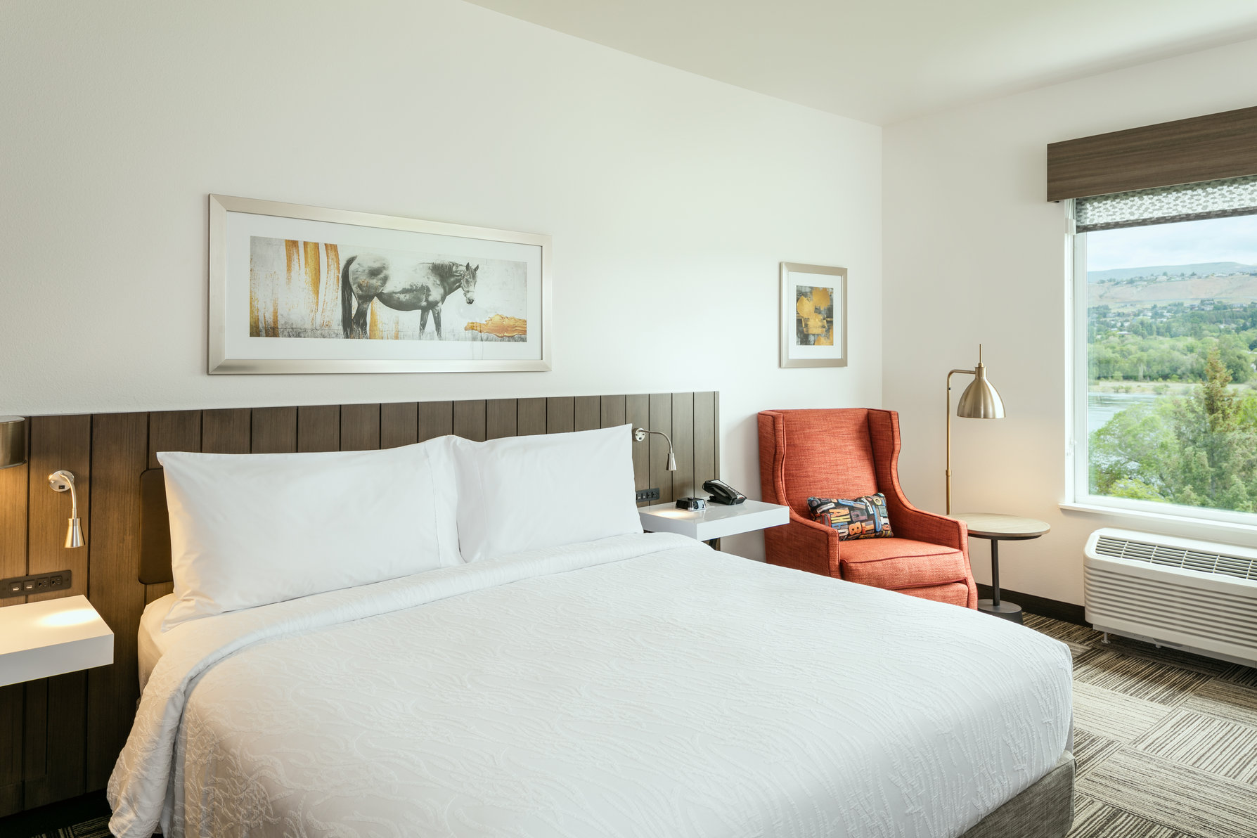 Hilton Garden Inn Wenatchee Room Type - 1KNG MOB HEARING ACC W TUB