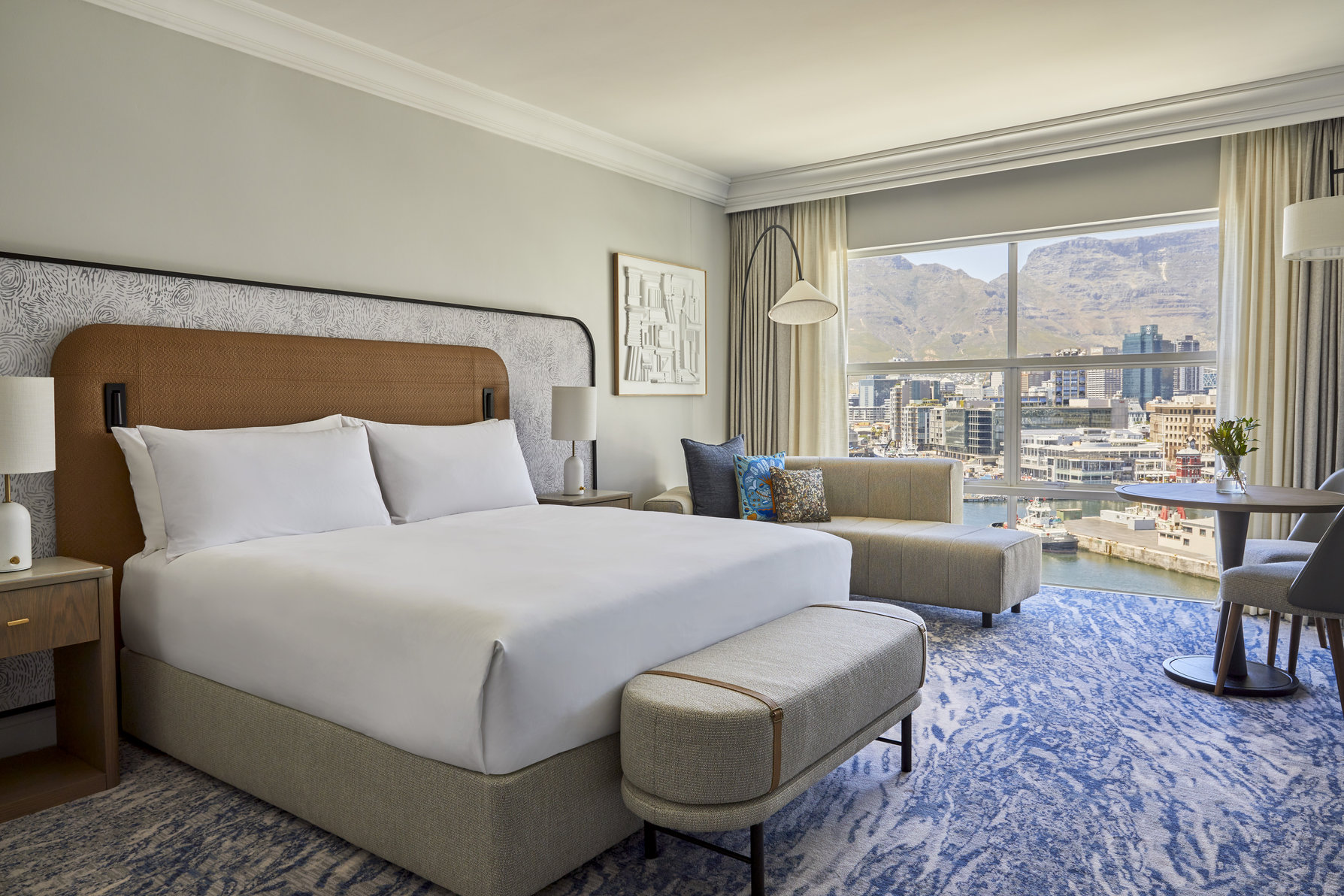 InterContinental Table Bay Cape Town by IHG Room Type - 1 King Classic Table Mountain View
