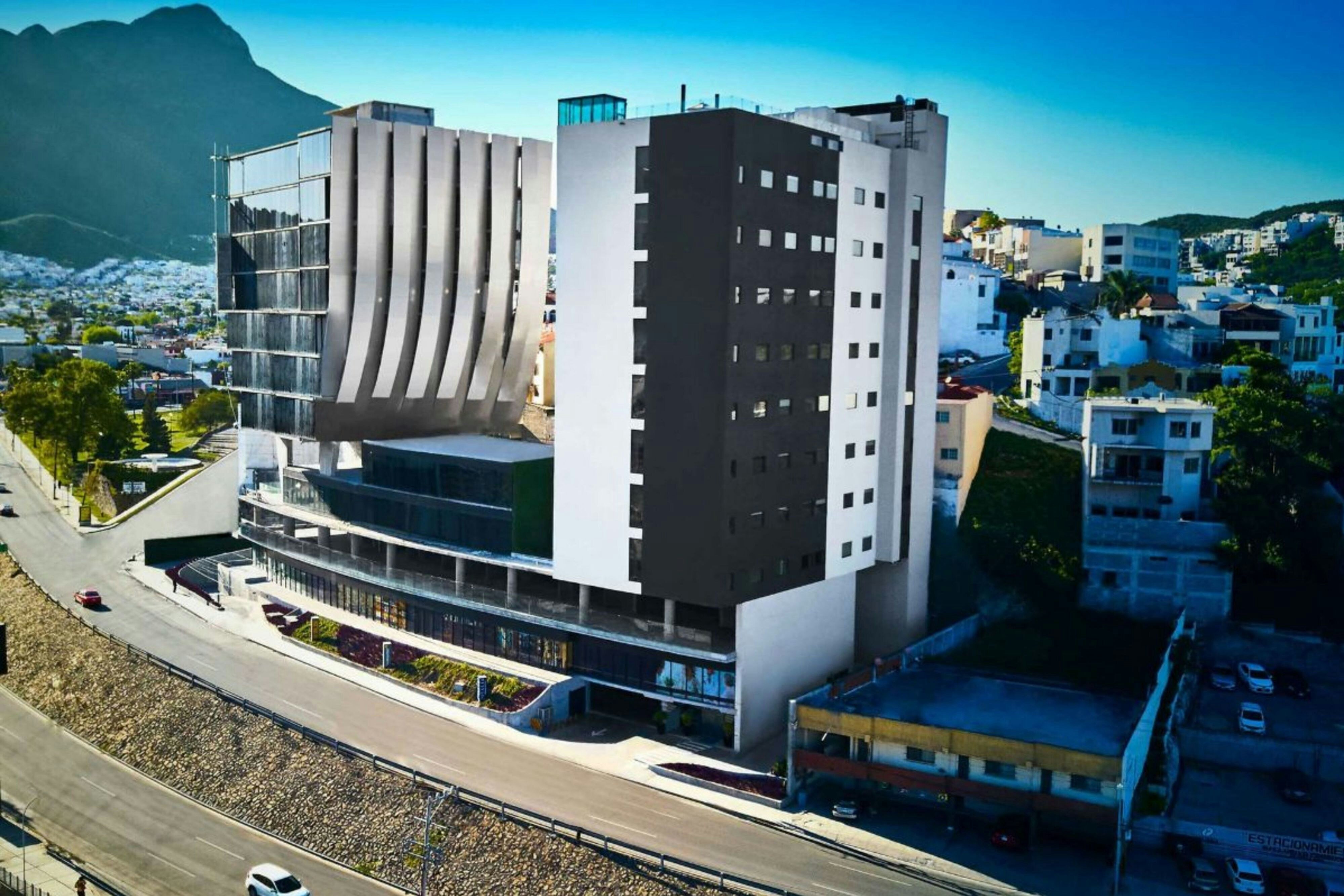 SJ Grand Hotel