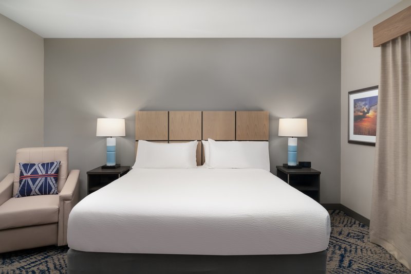Candlewood Suites Gonzales