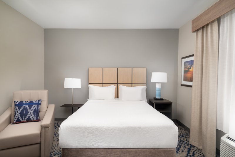 Candlewood Suites Gonzales