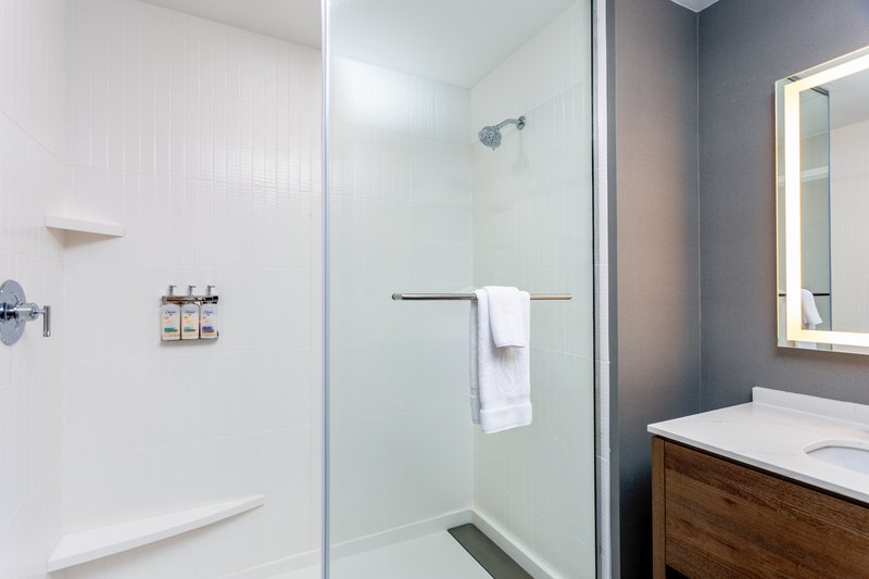 Staybridge Suites Ocala-near Equestrian-Aquatics