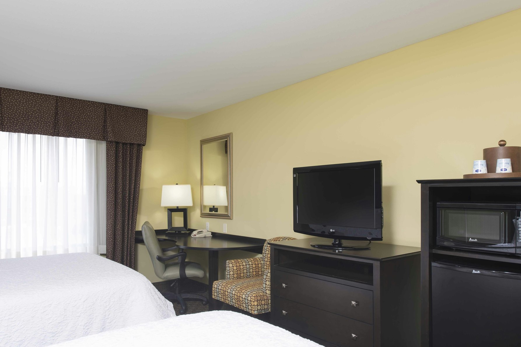 Hampton Inn & Suites by Hilton Danville Room Type - 2 QNS HEARING ACC NOSMOK