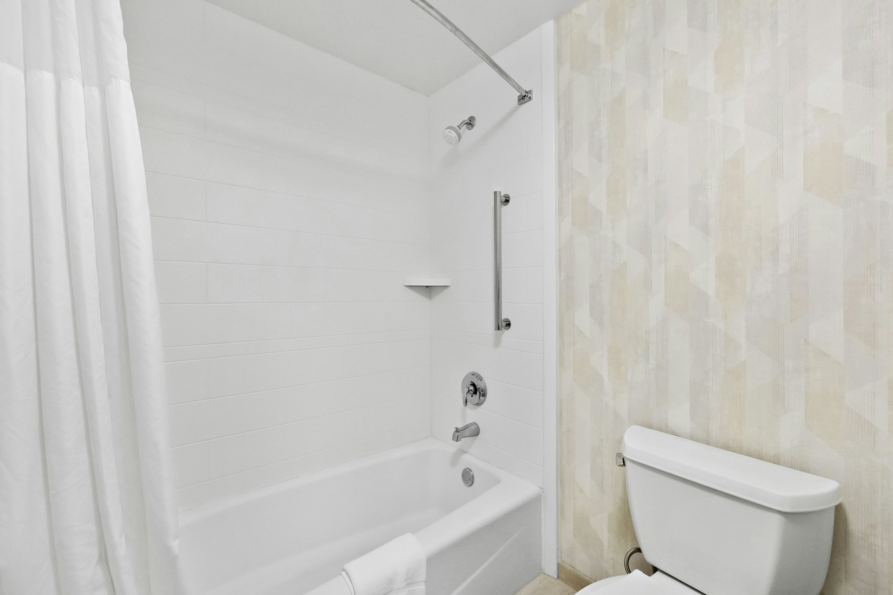 Hampton Inn & Suites by Hilton Lancaster Room Type - 2 QNS HEARING ACC NOSMOK