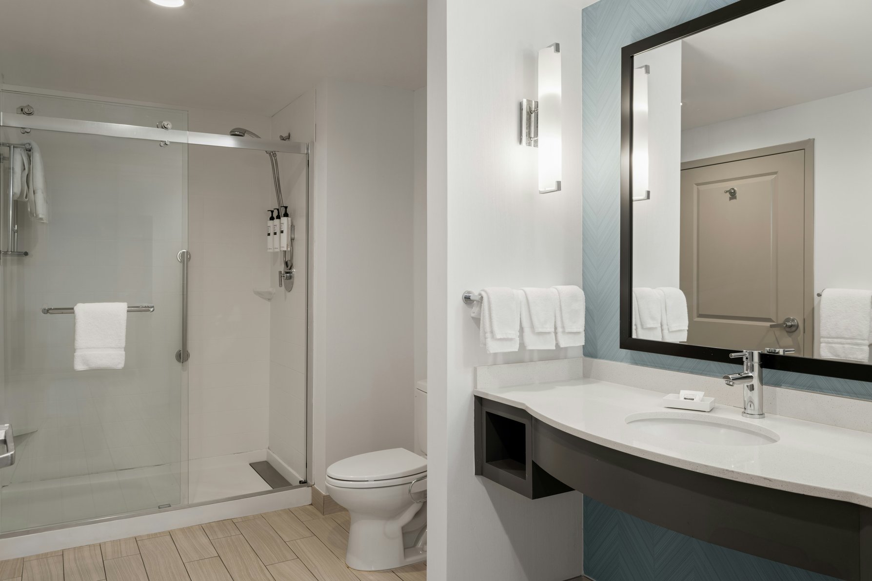Hilton Garden Inn Lenox Pittsfield Room Type - 1 KING BED 1 BEDROOM SUITE
