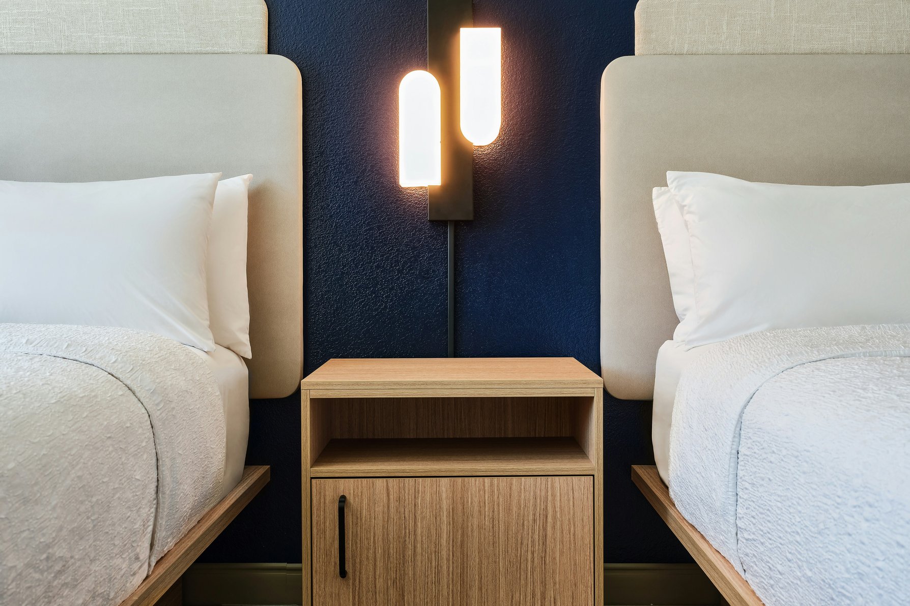 Hampton Inn & Suites by Hilton Destin Room Type - 2 QUEEN BEDS NS2