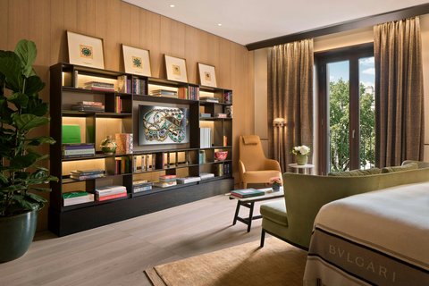 Library of Junior Suites