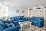 Ambassador Suite, Club lounge access, 1 Bedroom Larger Suite, 1 King, Oceanfront, High floor