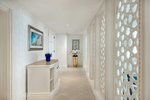 Ambassador Suite, Club lounge access, 1 Bedroom Larger Suite, 1 King, Oceanfront, High floor