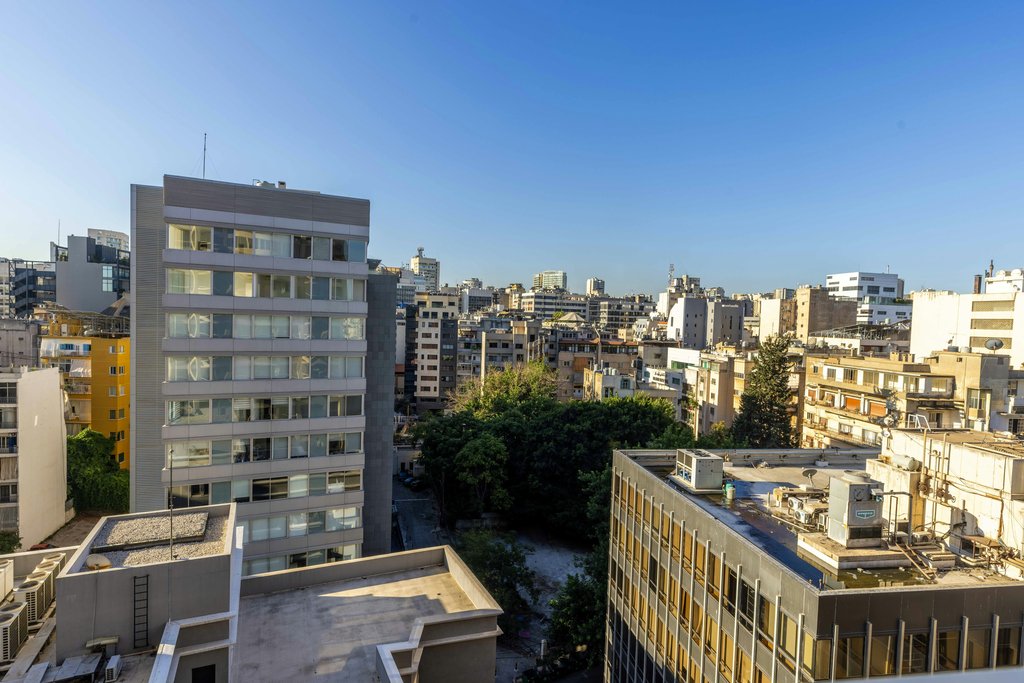 Gefinor Rotana Room Type - Club Rotana/King Bed/35sqm/WiFi/LCD TV Balcony/AC/Safe/Bath/Lounge Acc. w. BFST Gefinor Rotana Room Type - Club Rotana/King Bed/35sqm/WiFi/LCD TV Balcony/AC/Safe/Bath/Lounge Acc. w. BFST