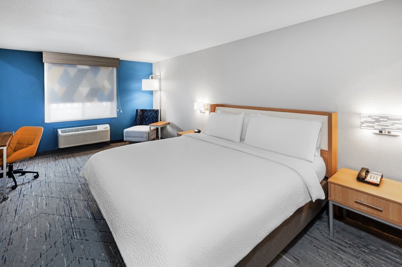 HOLIDAY INN EXP STES LONOKE