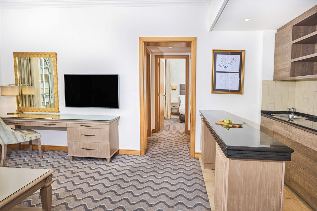 Gefinor Rotana Room Type - Three Bedroom Suite - 2 King, 1 Twin Bed