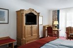 Classic Room, Guest room, 1 Queen, Mountain view, Balcony