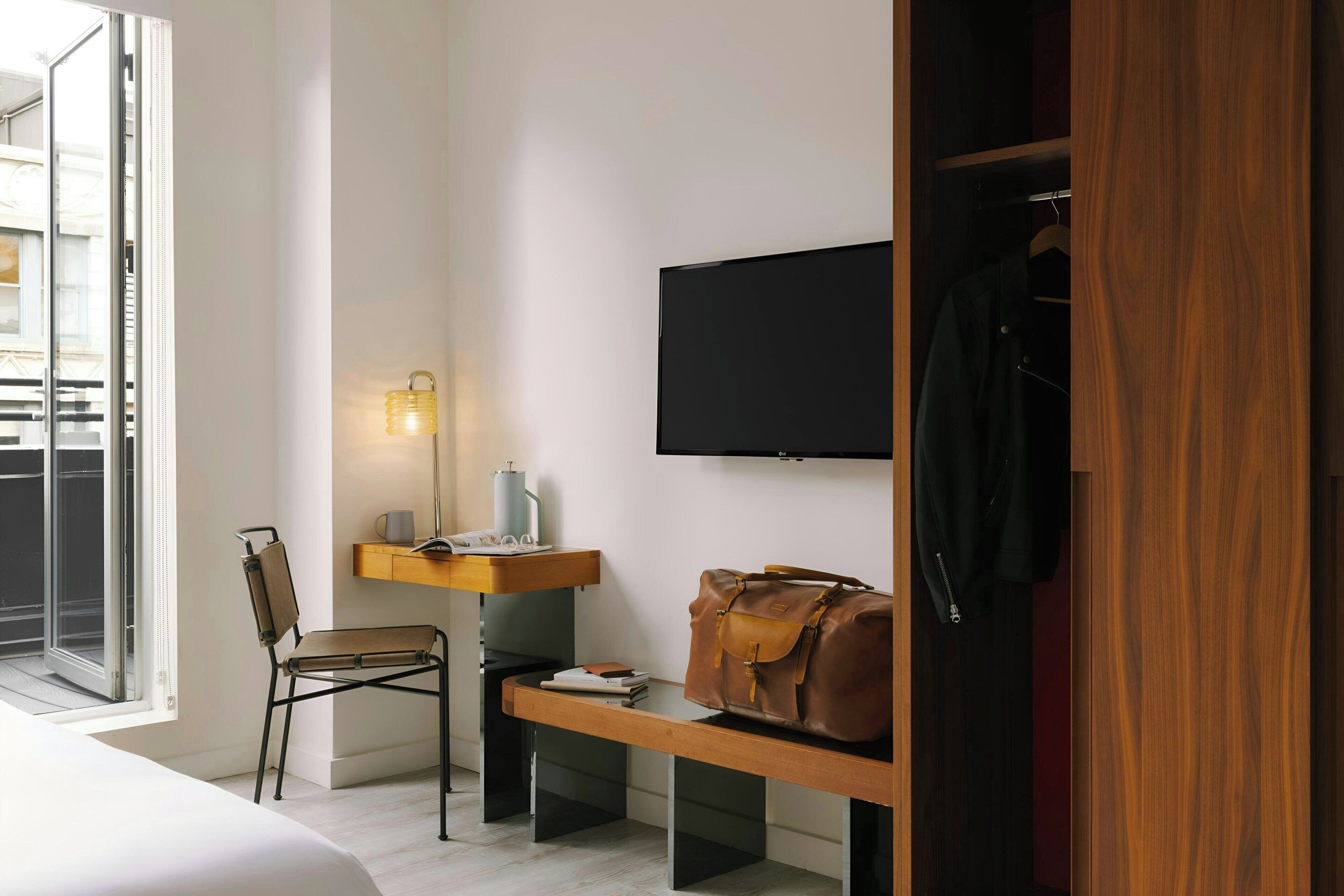 HOTEL HENR