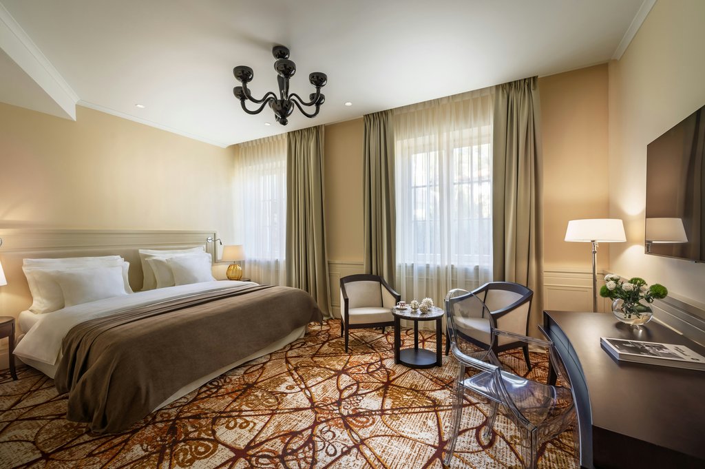 Guest photo