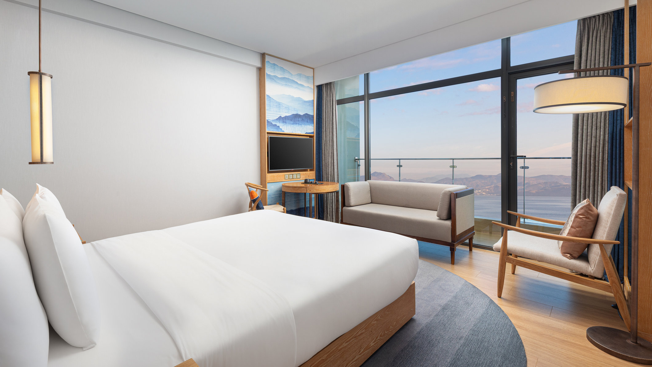 Hotel Indigo Dali Erhai, an IHG hotel Room Type - 1 King Standard 180 Degree Erhai View High Floor