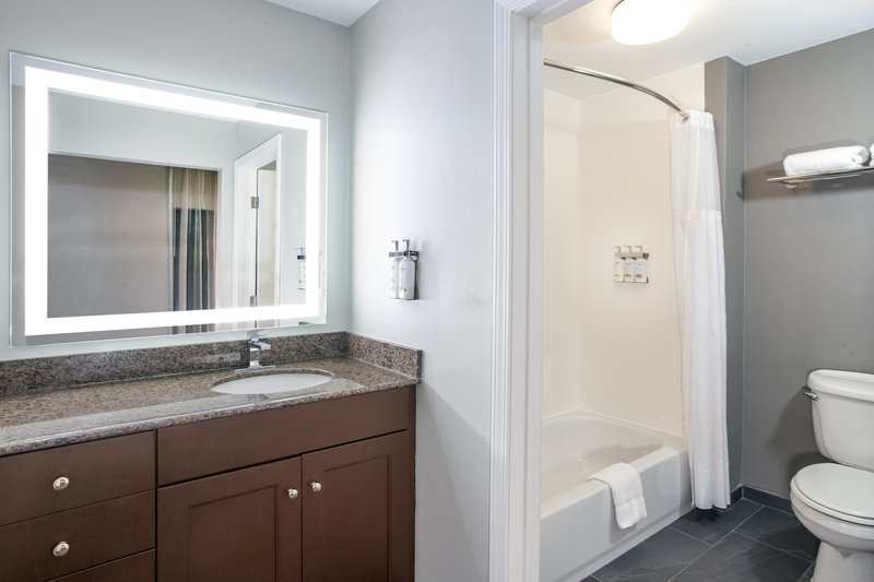 Staybridge Suites Williamsville – Buffalo